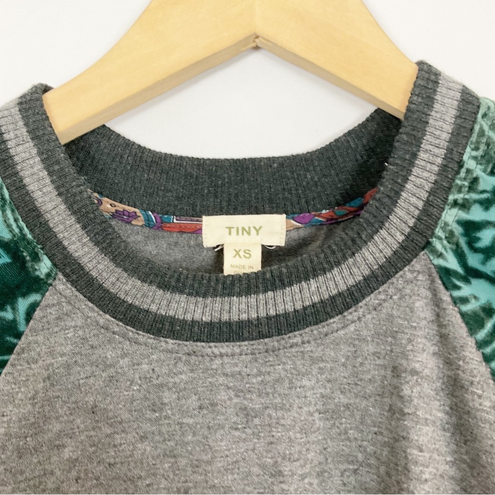 Anthropologie Tiny Cassidy Velvet Sleeve Top - Picture 6 of 6